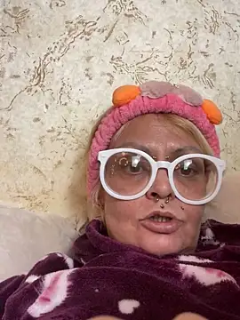 Gardener_of_Illusions's cam snapshot