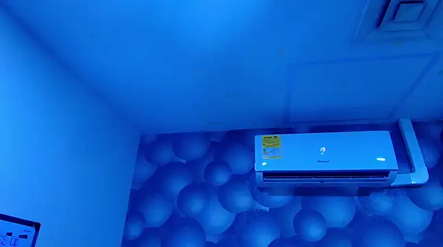 hannah_teehn's cam snapshot