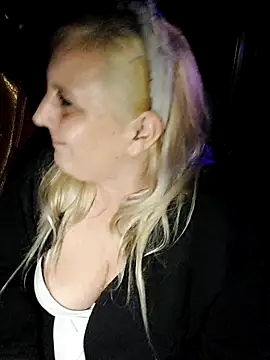 BecciDeluxe's cam snapshot