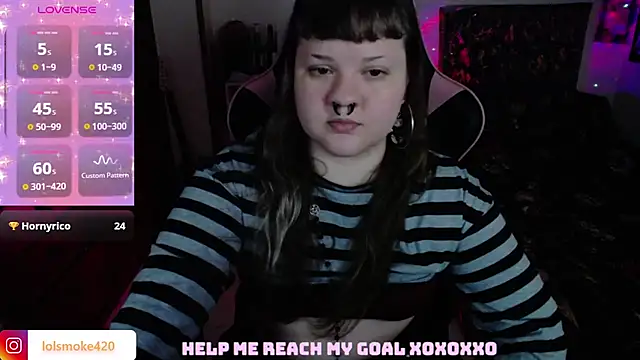 Bdsm_and_fries's web cam