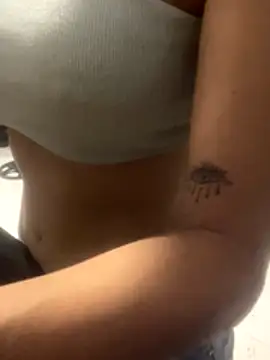 Samantha_bigboobs's cam snapshot