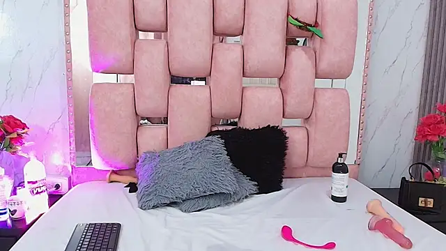 SofiaSommers's cam snapshot