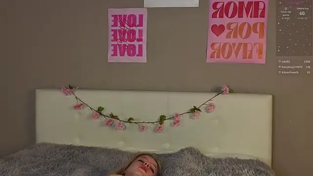 TiffinyMergist's cam snapshot