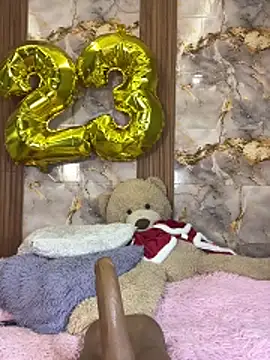 zoey-fox's cam snapshot