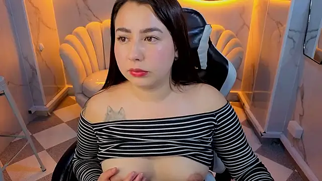 Kattia_mystic_b's cam snapshot