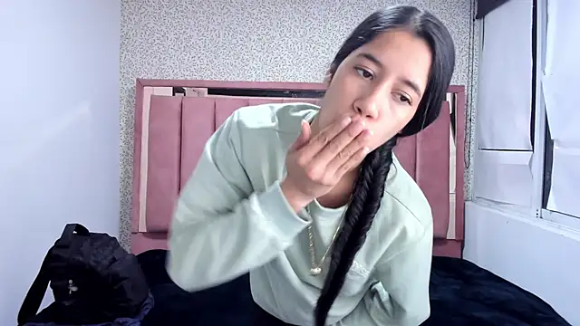 Connie_Bell's cam snapshot