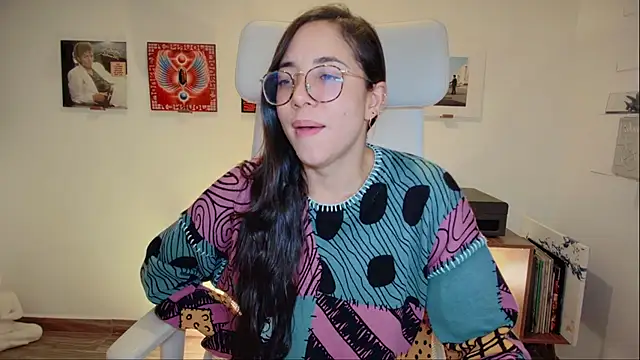 adriana__sosa_'s cam snapshot