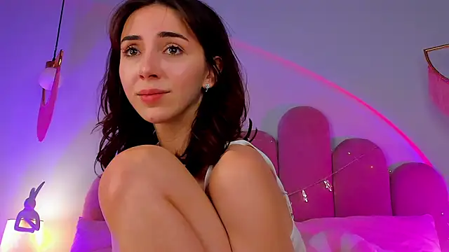 ElsaYoung's cam snapshot