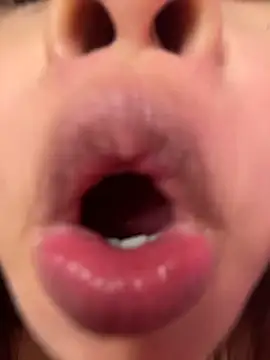 Scarletrose_'s cam snapshot