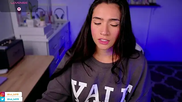 ImLui_lu's cam snapshot