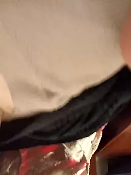 Sandiq99six's cam snapshot