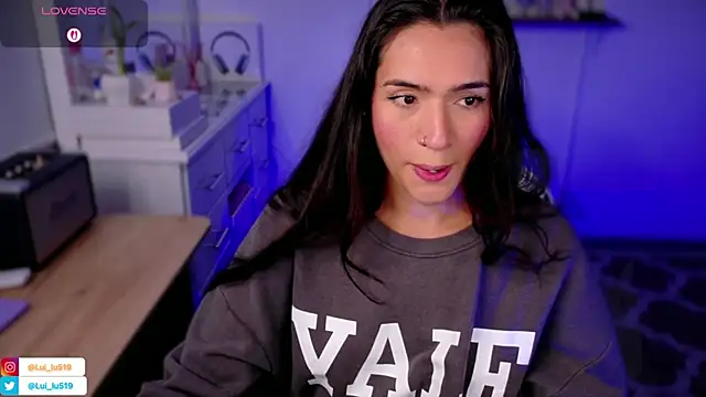 ImLui_lu's cam snapshot