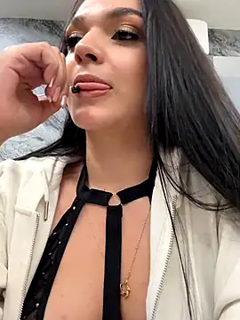 catalina_garciaa's cam snapshot