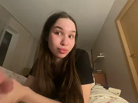 Roxie_Mils's web cam