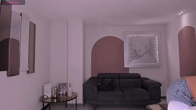 SussyBellX's cam snapshot