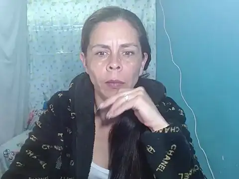 Marilyn_xxxx live sex cam