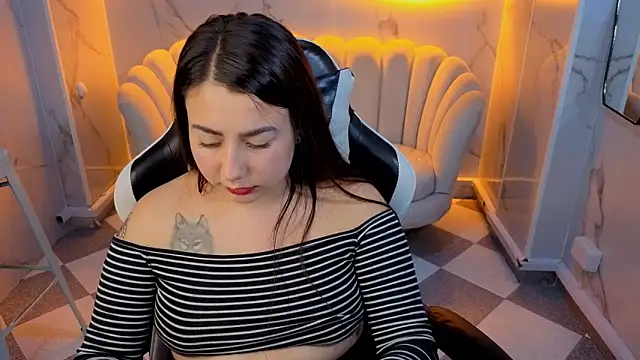 Kattia_mystic_b's cam snapshot