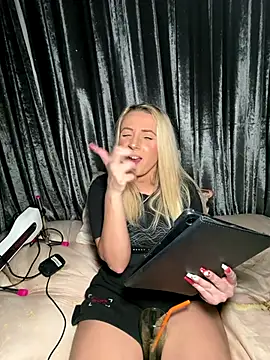 Strongqueen live sex cam