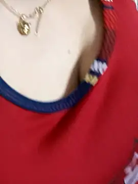 Rouzalinda's cam snapshot