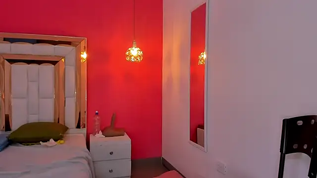 Alanna_hot3 live sex cam