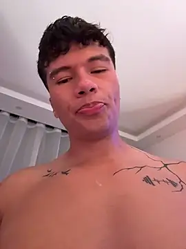 Logan_smith1 live sex cam