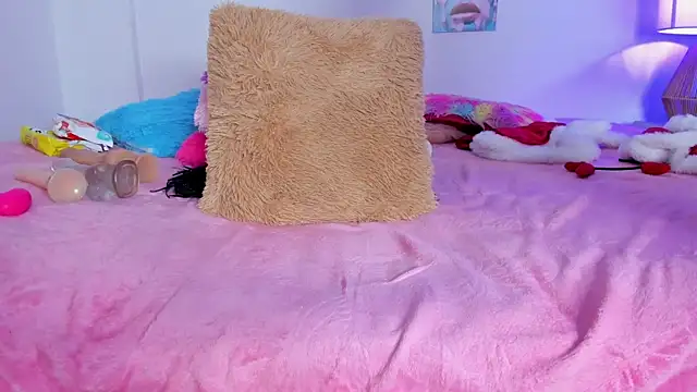 hailey_hadid's cam snapshot