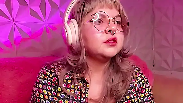 Satyn_doll's cam snapshot