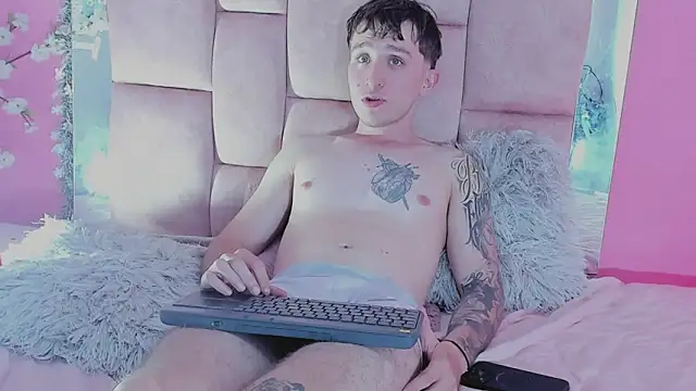 Dylanwhite23_ live sex cam