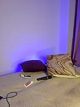 AliishaPss's cam snapshot