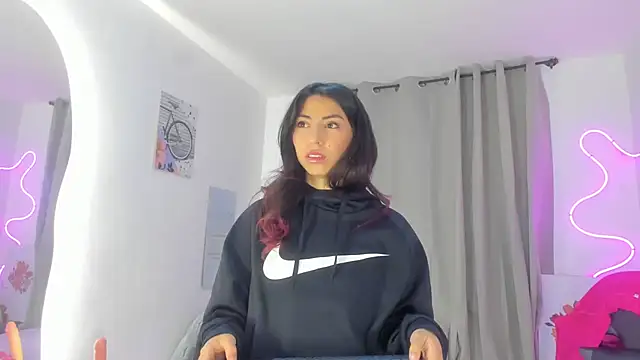 natalie_jaensen's cam snapshot