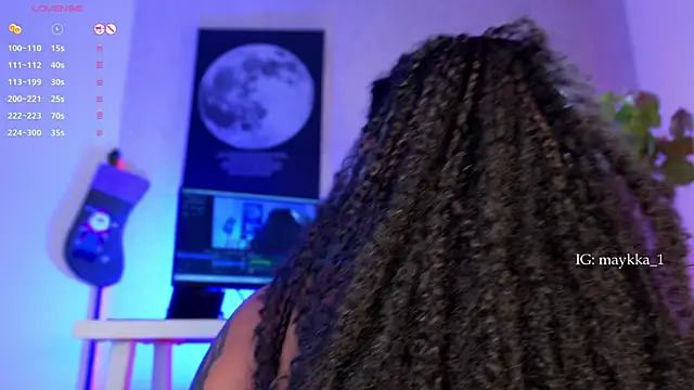 maykka's cam snapshot