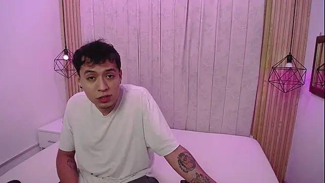 jakeyariana's cam snapshot