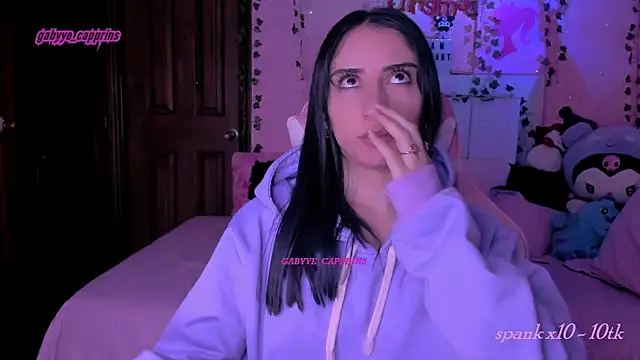 gabyye_capprins's cam snapshot