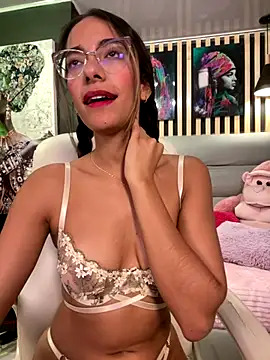 elegant__rouse's cam snapshot