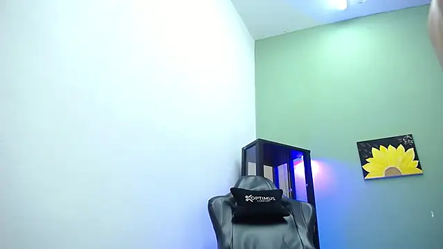 dilan_hott_'s cam snapshot