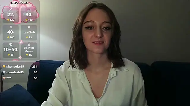 white_liillyy's cam snapshot