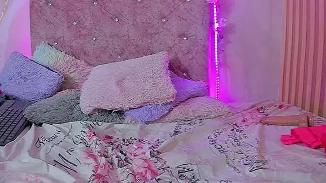 Malory__Jones's cam snapshot