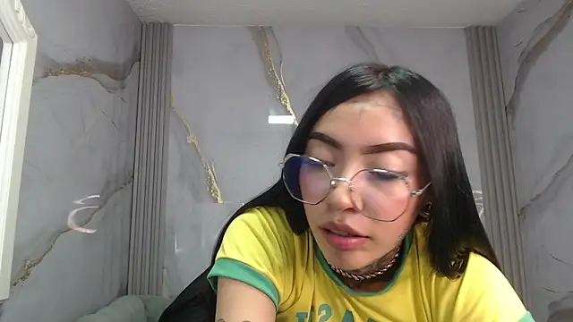 Ashley_Blum_v's cam snapshot