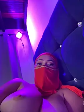 Aisha_Malek's cam snapshot