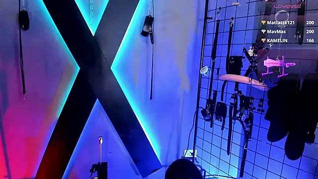 MissAlix_Mia_bdsm live sex cam