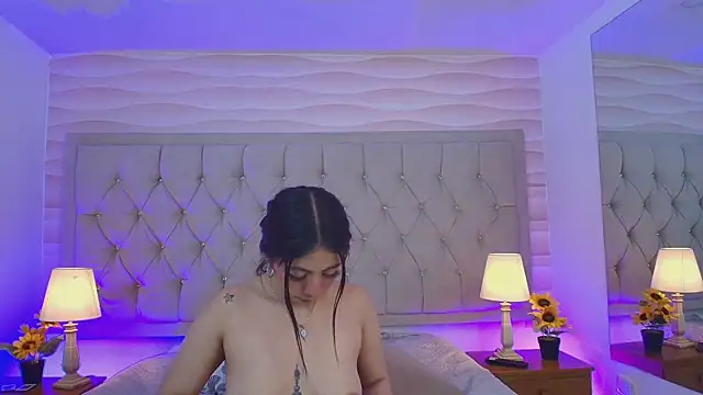 EmylyTaylor_FG's cam snapshot