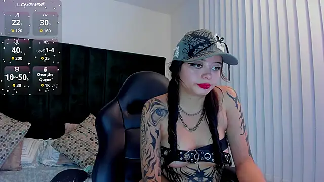 SaskiaGrendel's cam snapshot