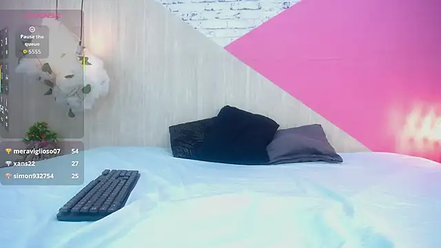 miss_honey01's cam snapshot