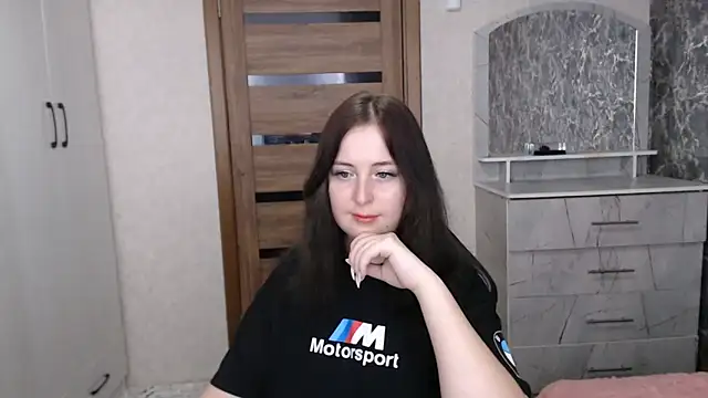 Kristy-Max's cam snapshot