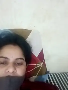 JULEE-740's cam snapshot