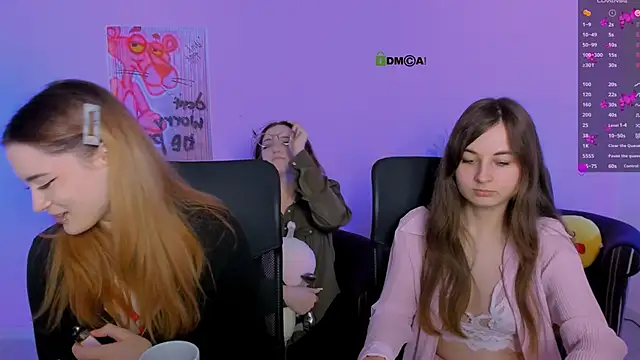 luna_berryy's cam snapshot