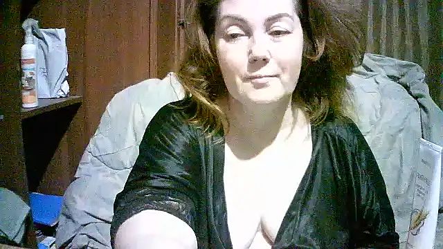 Madame-Butterfly live sex cam