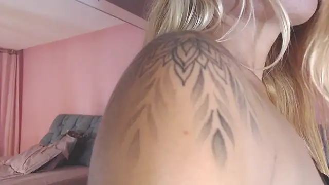 Camila_Russoo live sex cam