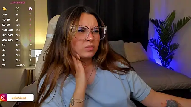 dakottaa_'s cam snapshot