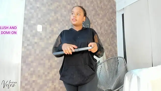 nataly_velez's cam snapshot